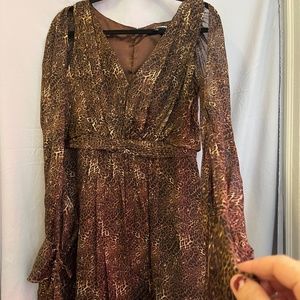 Kurt Thomas Flowy 100% Silk Dress Brown Animal Print Long Open Sleeves Size 8